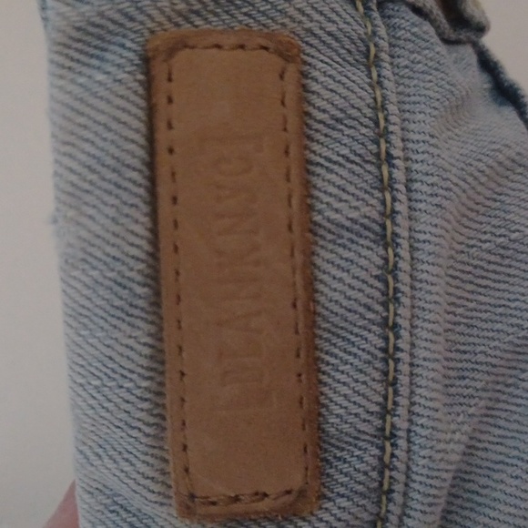 BLANK NYC size 29 distressed flare jeans - Picture 9 of 9